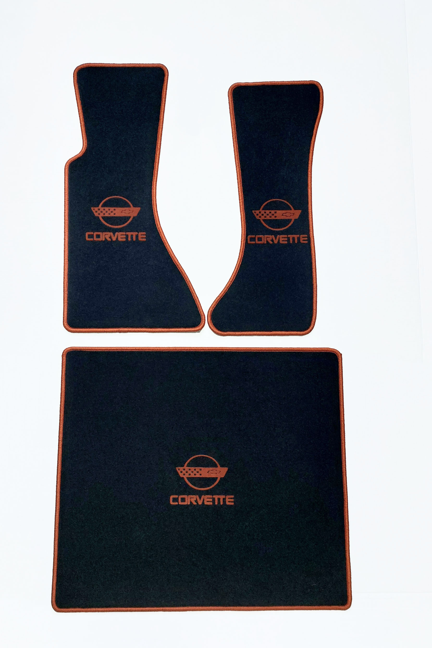 SET Velours Fußmatten + Kofferraummatte mit Druck Corvette-Logo kupfer für Chevrolet Corvette C4 1983-1996